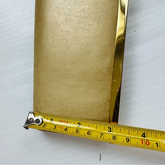 Vintage asymmetrical Elegant Gold Clutch - Picture 7 of 8